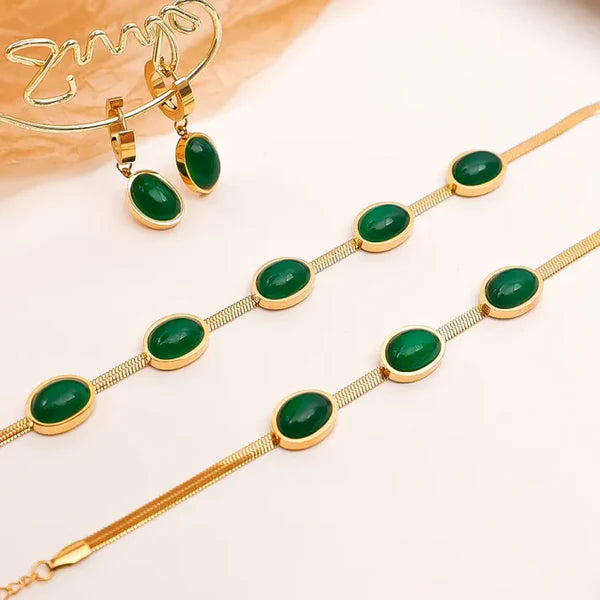 🔥Oval Green Crystal Pendant Necklace Set 🔥(Free Bracelet) 🔥